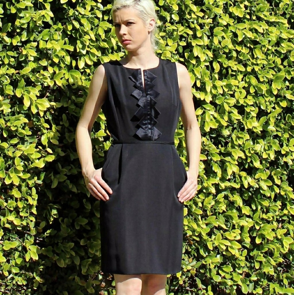 Black Pocket Dress